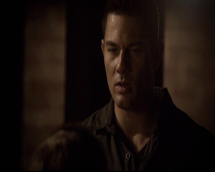 VampireDiariesWorld-dot-org_2x17KnowThyEnemy2211.jpg