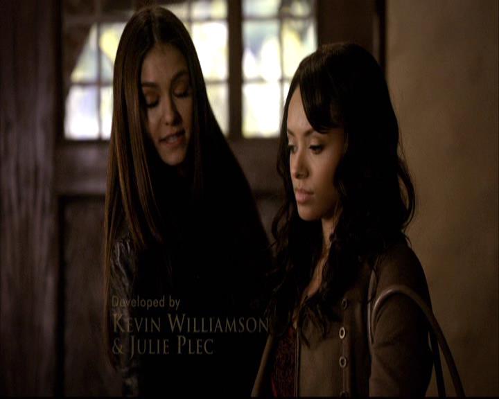 VampireDiariesWorld-dot-org_2x18TheLastDance0300.jpg