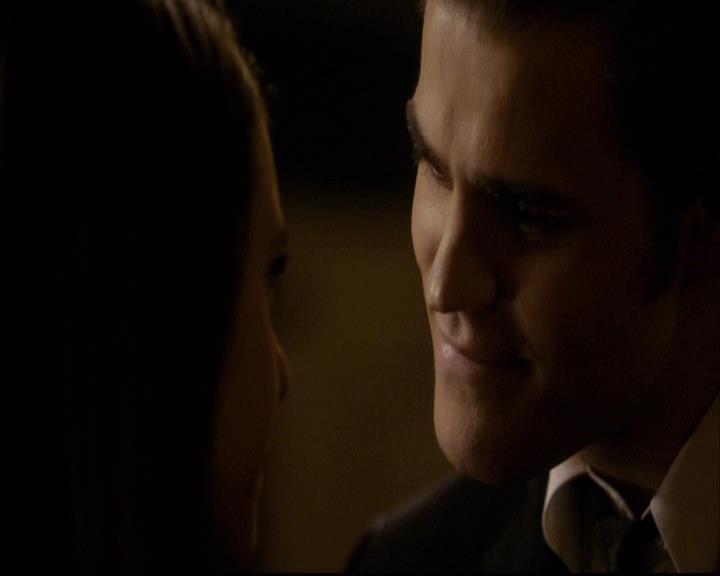 VampireDiariesWorld-dot-org_2x18TheLastDance0820.jpg