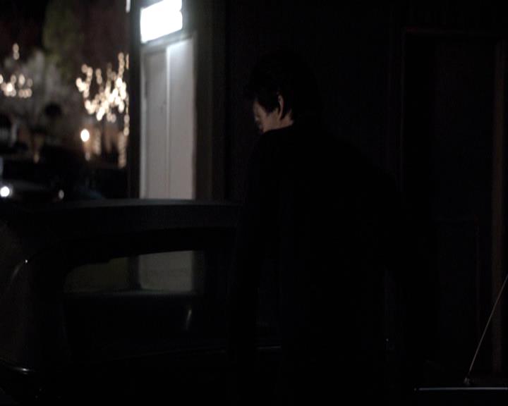 VampireDiariesWorld-dot-org_2x18TheLastDance1828.jpg