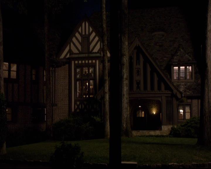 VampireDiariesWorld-dot-org_2x18TheLastDance2085.jpg