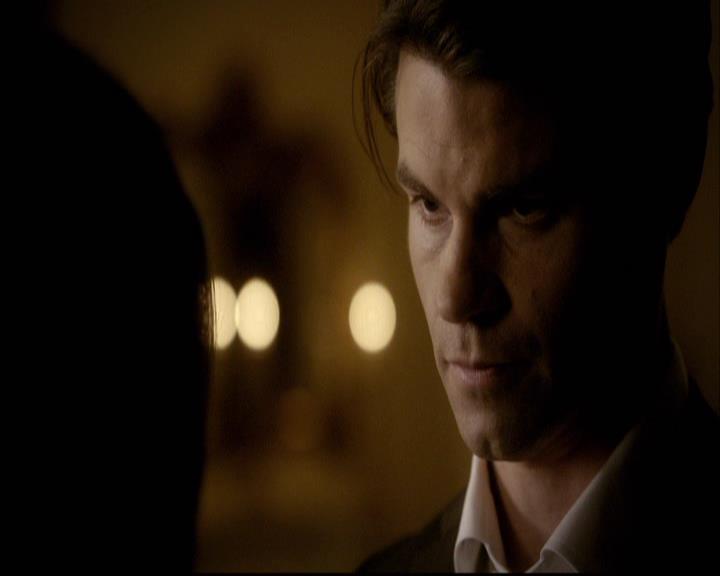 VampireDiariesWorld-dot-org_2x19Klaus1911.jpg