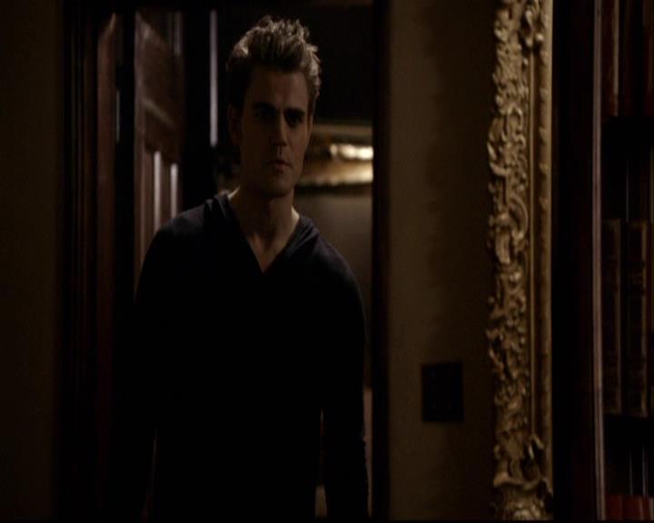 VampireDiariesWorld-dot-org_2x19Klaus1972.jpg