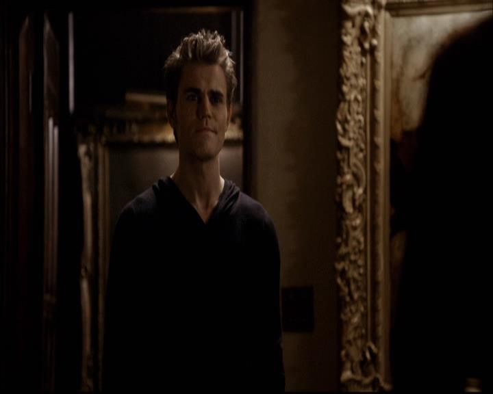 VampireDiariesWorld-dot-org_2x19Klaus1982.jpg