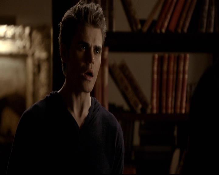VampireDiariesWorld-dot-org_2x19Klaus1986.jpg