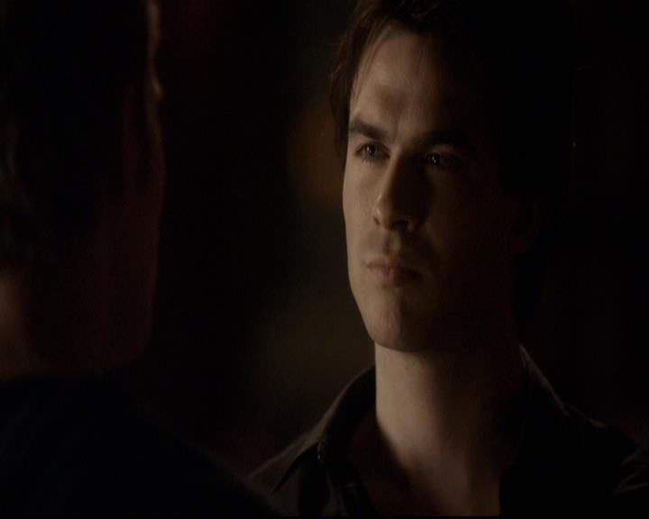 VampireDiariesWorld-dot-org_2x19Klaus1992.jpg