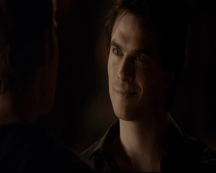 VampireDiariesWorld-dot-org_2x19Klaus1996.jpg