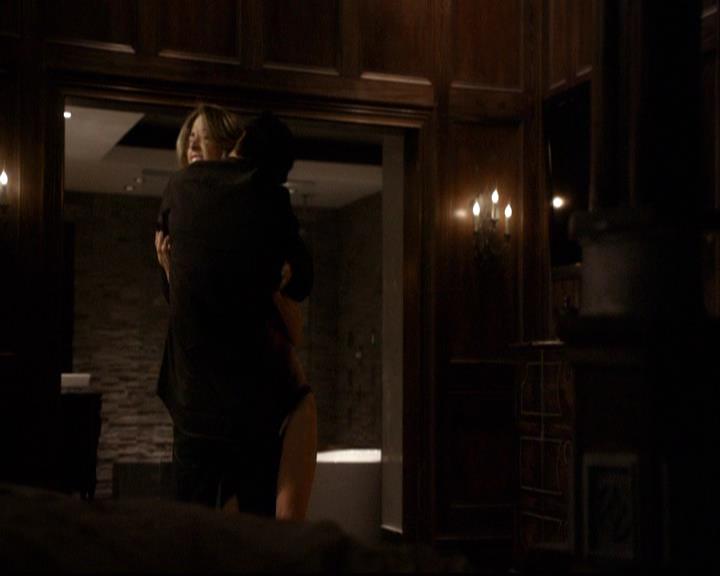VampireDiariesWorld-dot-org_2x19Klaus2165.jpg