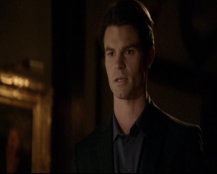 VampireDiariesWorld-dot-org_2x20TheLastDay0036.jpg