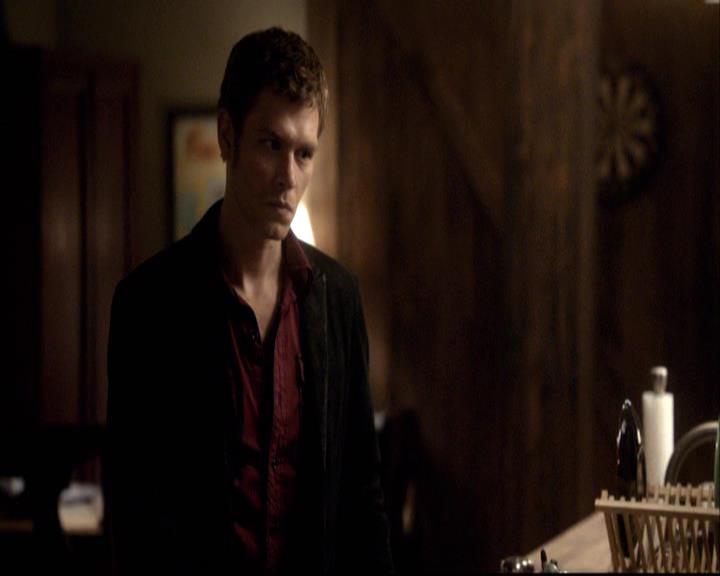 VampireDiariesWorld-dot-org_2x20TheLastDay1364.jpg