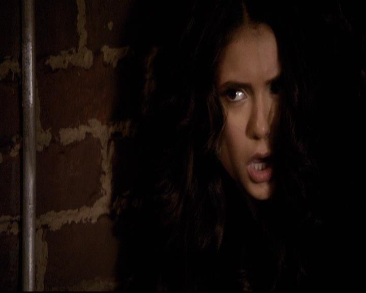 VampireDiariesWorld-dot-org_2x20TheLastDay1372.jpg