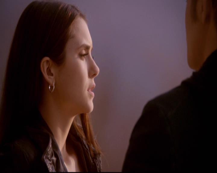 VampireDiariesWorld-dot-org_2x20TheLastDay1603.jpg