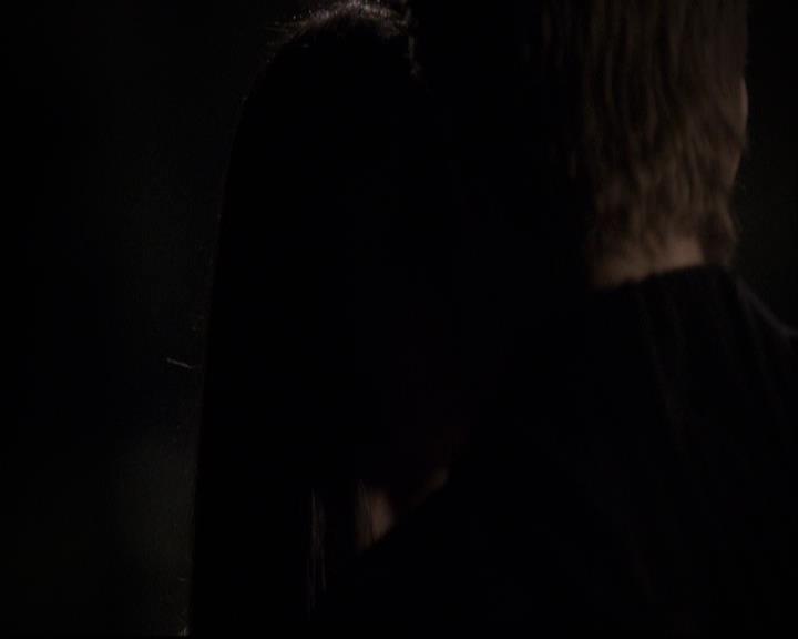 VampireDiariesWorld-dot-org_2x20TheLastDay1836.jpg