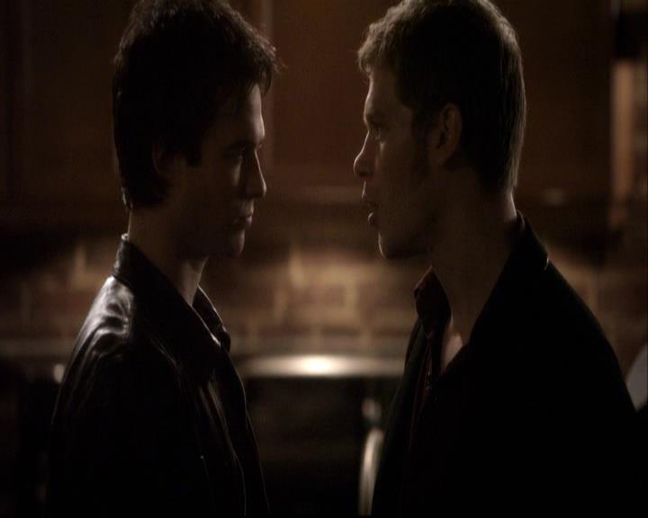 VampireDiariesWorld-dot-org_2x20TheLastDay2085.jpg