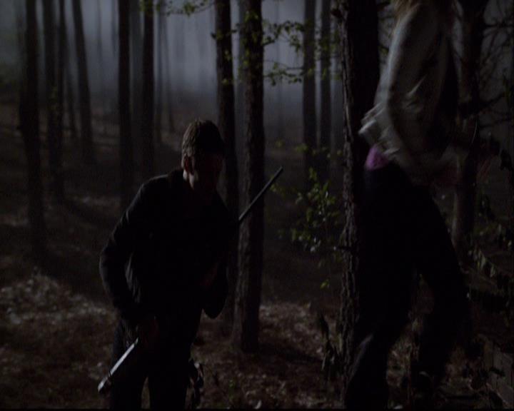 VampireDiariesWorld-dot-org_2x20TheLastDay2104.jpg