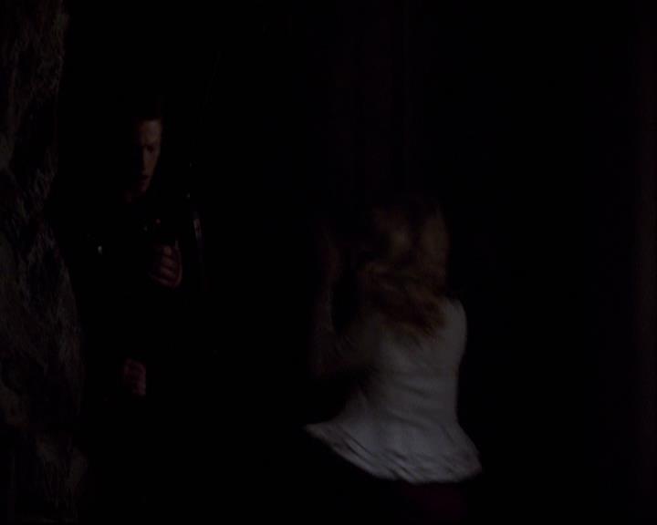 VampireDiariesWorld-dot-org_2x20TheLastDay2116.jpg