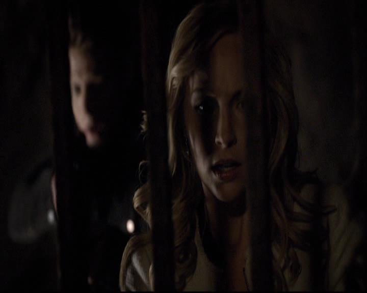 VampireDiariesWorld-dot-org_2x20TheLastDay2140.jpg