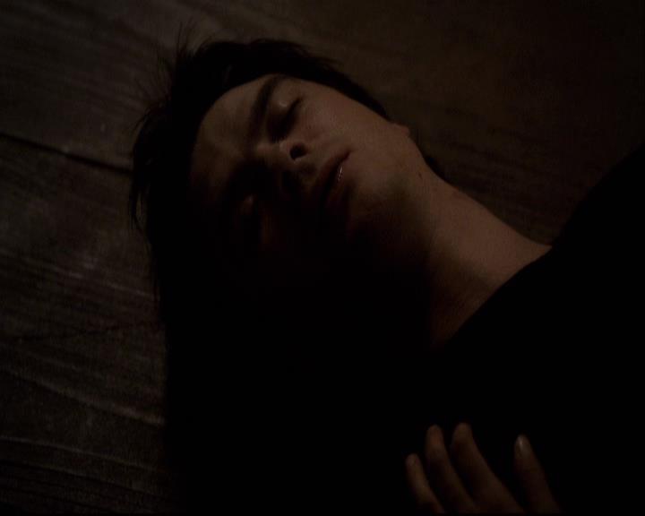 VampireDiariesWorld-dot-org_2x20TheLastDay2156.jpg