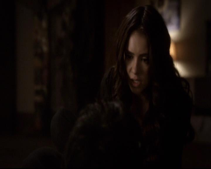 VampireDiariesWorld-dot-org_2x20TheLastDay2168.jpg