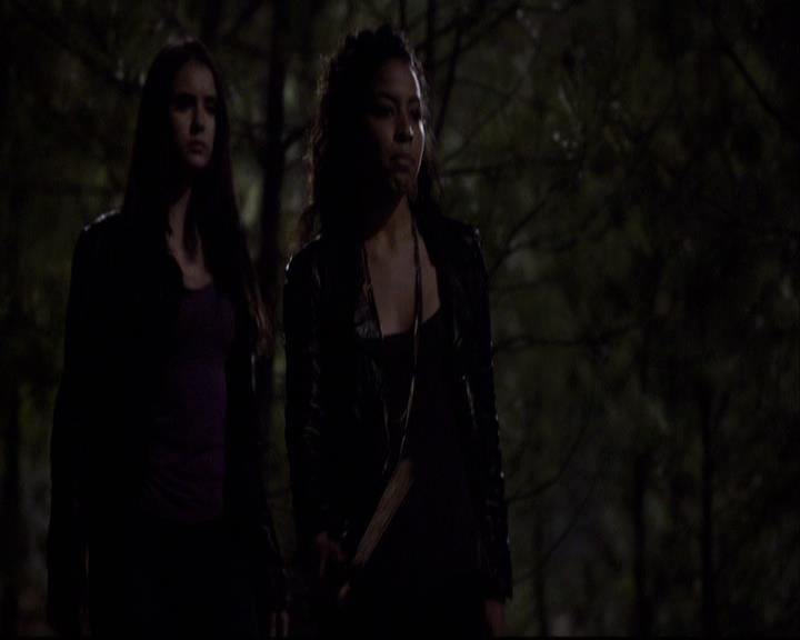 VampireDiariesWorld-dot-org_2x20TheLastDay2191.jpg