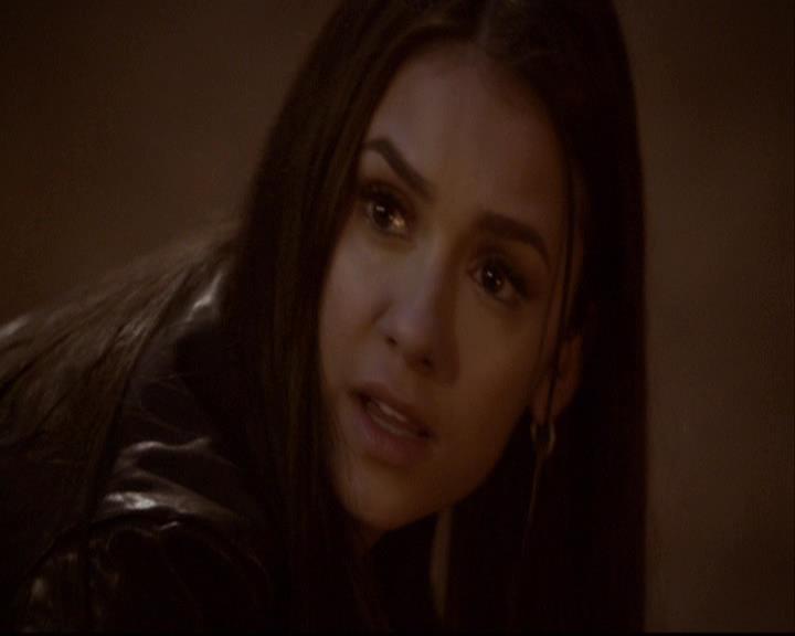 VampireDiariesWorld-dot-org_2x20TheLastDay2227.jpg