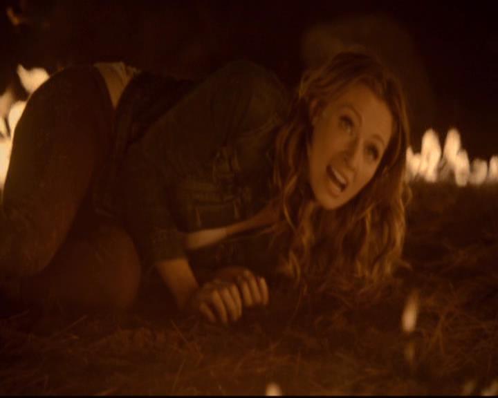 VampireDiariesWorld-dot-org_2x21TheSunAlsoRises0536.jpg
