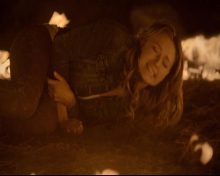 VampireDiariesWorld-dot-org_2x21TheSunAlsoRises0543.jpg