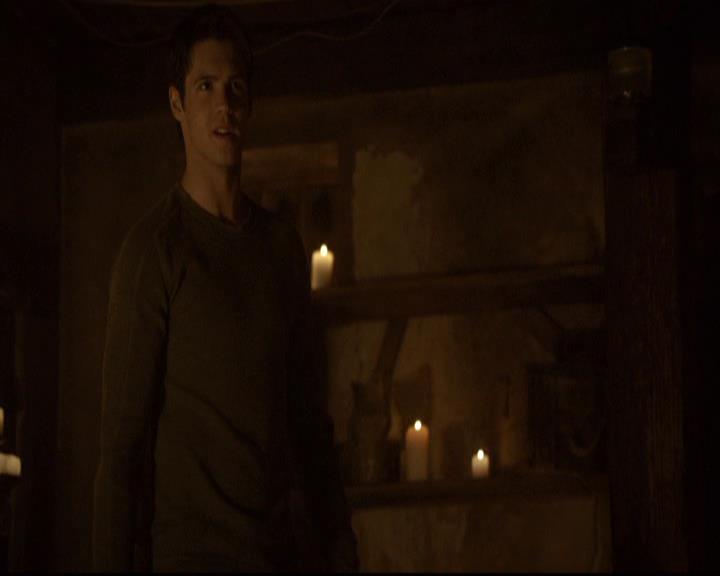 VampireDiariesWorld-dot-org_2x21TheSunAlsoRises0619.jpg