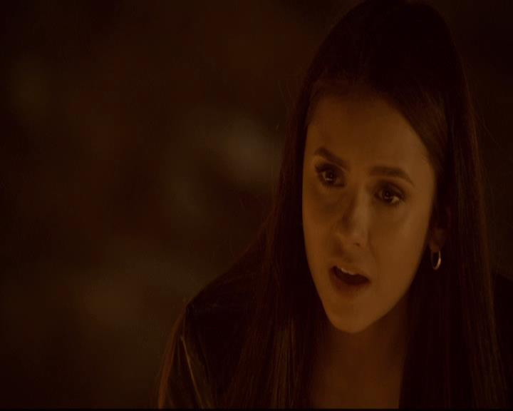 VampireDiariesWorld-dot-org_2x21TheSunAlsoRises0701.jpg