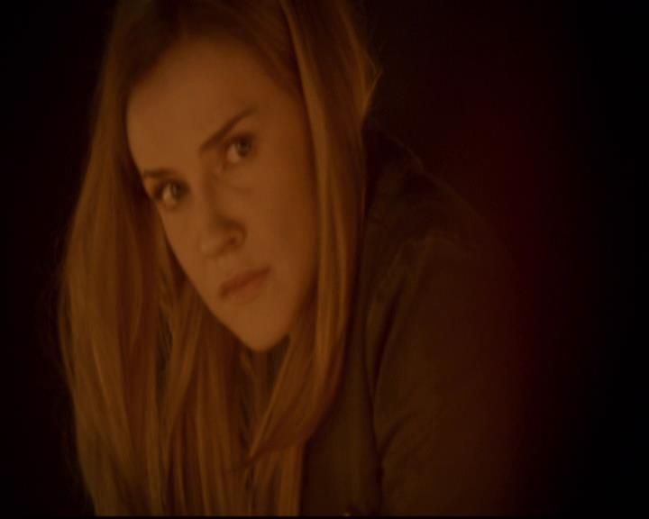 VampireDiariesWorld-dot-org_2x21TheSunAlsoRises0703.jpg