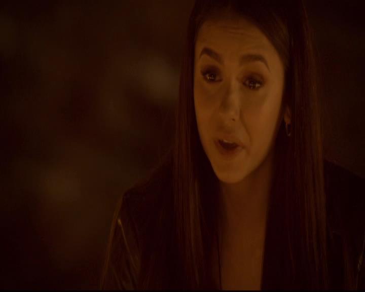 VampireDiariesWorld-dot-org_2x21TheSunAlsoRises0718.jpg