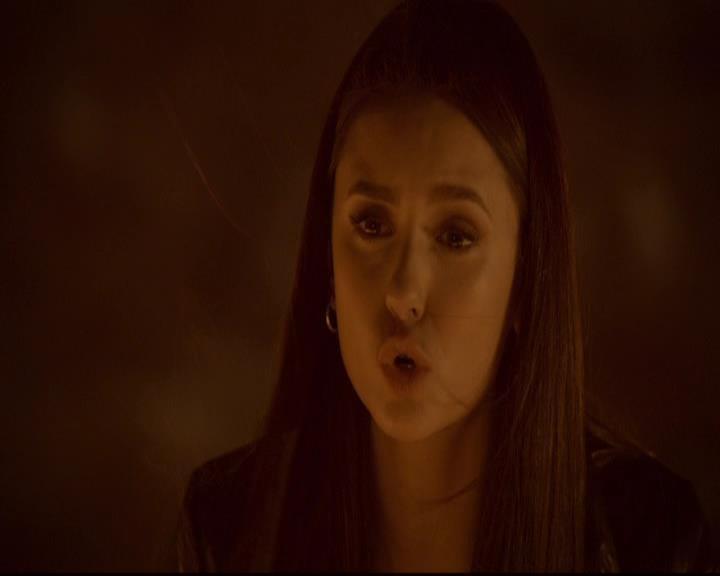 VampireDiariesWorld-dot-org_2x21TheSunAlsoRises0729.jpg