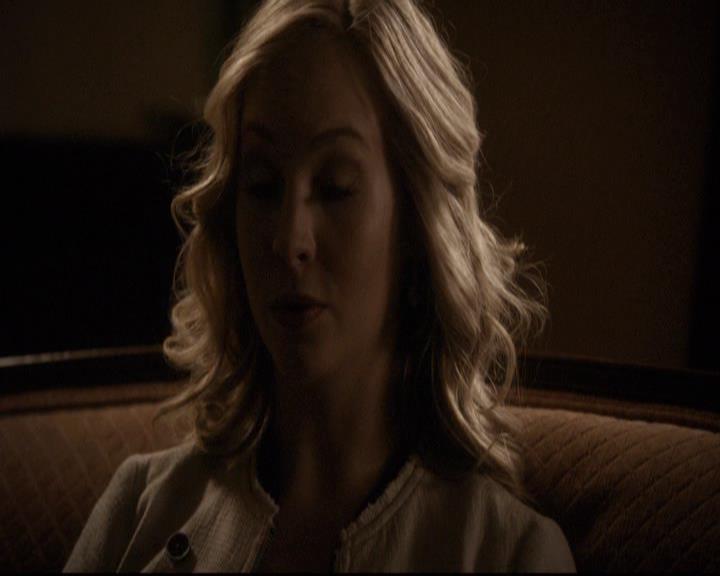 VampireDiariesWorld-dot-org_2x21TheSunAlsoRises0756.jpg