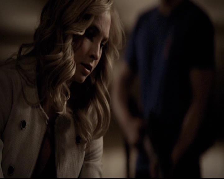 VampireDiariesWorld-dot-org_2x21TheSunAlsoRises0791.jpg