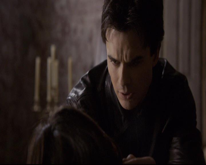 VampireDiariesWorld-dot-org_2x21TheSunAlsoRises1742.jpg