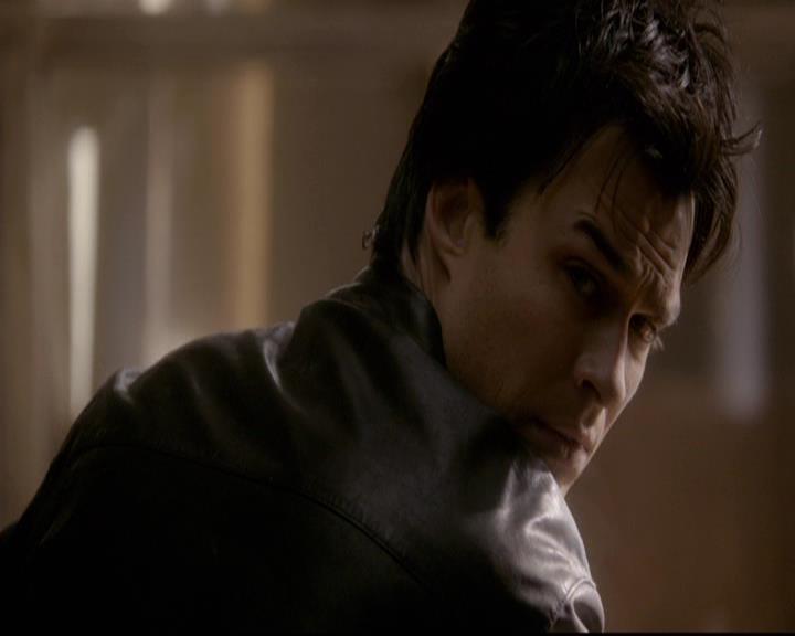 VampireDiariesWorld-dot-org_2x21TheSunAlsoRises1759.jpg