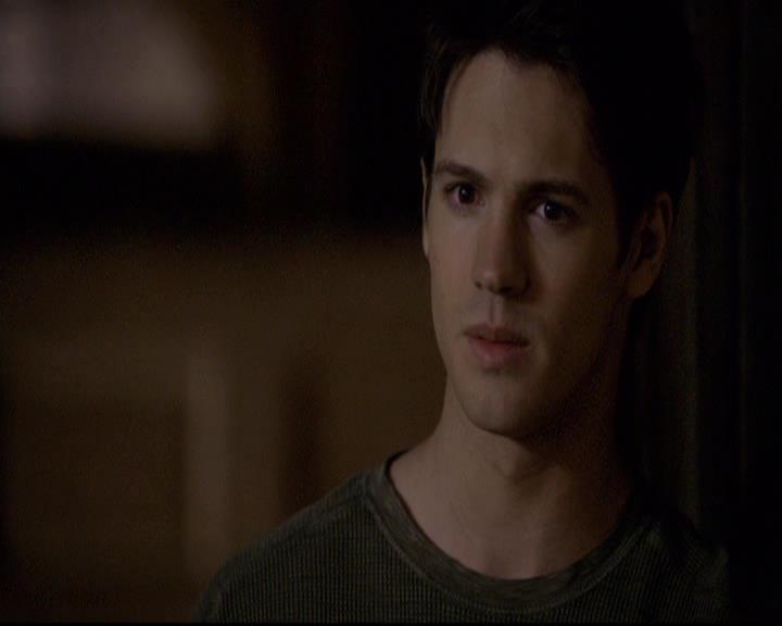 VampireDiariesWorld-dot-org_2x21TheSunAlsoRises1781.jpg