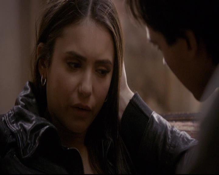 VampireDiariesWorld-dot-org_2x21TheSunAlsoRises1801.jpg