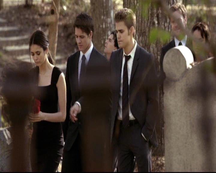 VampireDiariesWorld-dot-org_2x21TheSunAlsoRises2081.jpg