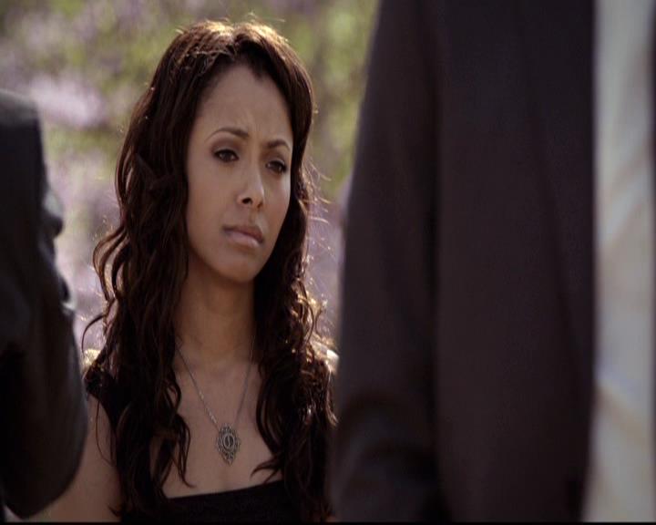 VampireDiariesWorld-dot-org_2x21TheSunAlsoRises2159.jpg