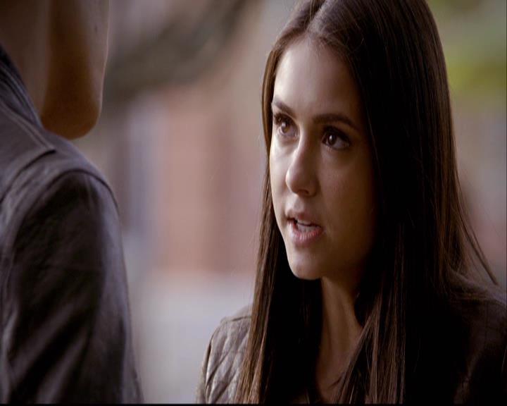 VampireDiariesWorld-dot-org_2x22AsILayDying0562.jpg