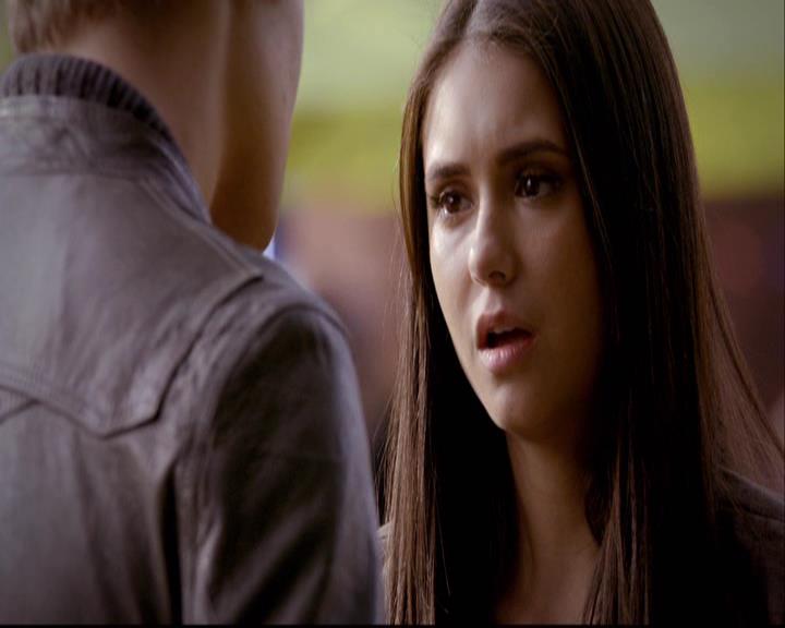 VampireDiariesWorld-dot-org_2x22AsILayDying0584.jpg