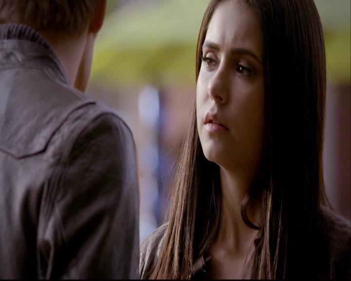 VampireDiariesWorld-dot-org_2x22AsILayDying0594.jpg