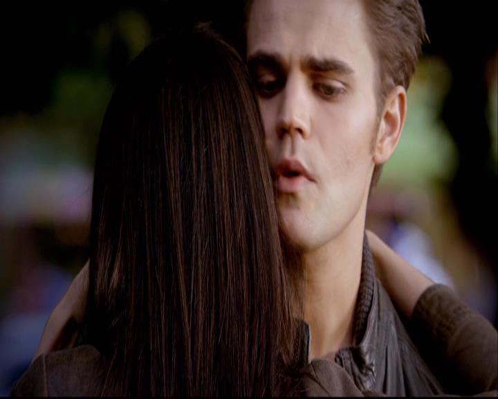 VampireDiariesWorld-dot-org_2x22AsILayDying0609.jpg