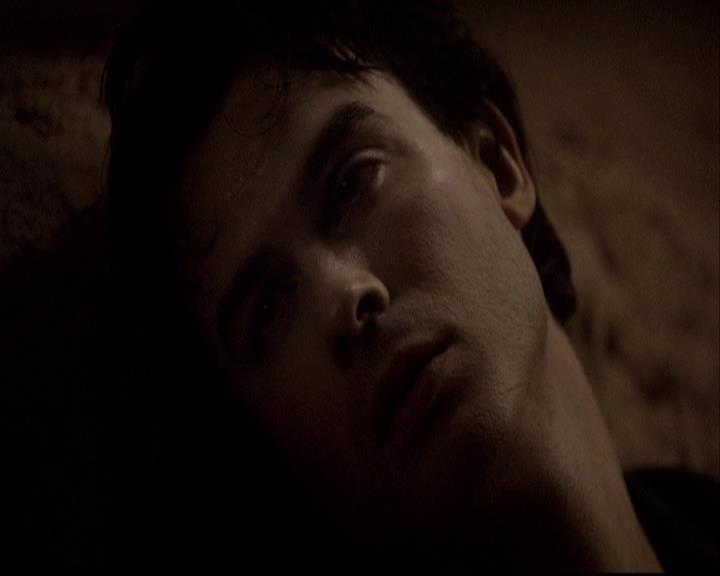 VampireDiariesWorld-dot-org_2x22AsILayDying0621.jpg