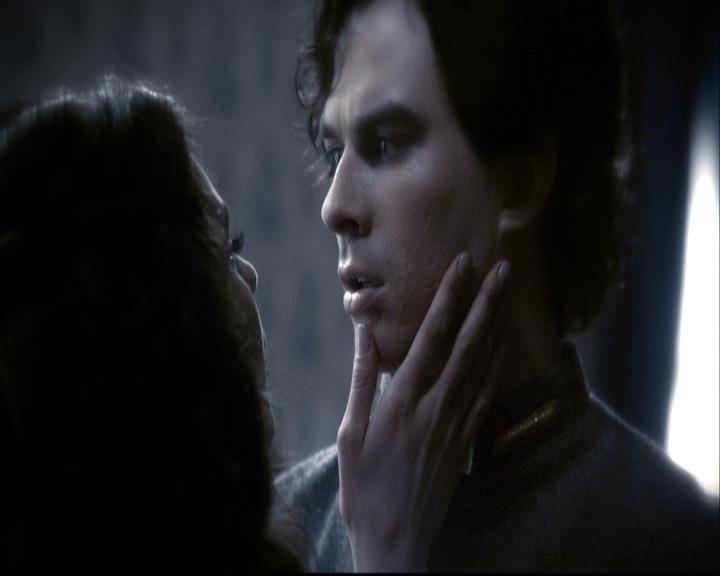 VampireDiariesWorld-dot-org_2x22AsILayDying0687.jpg