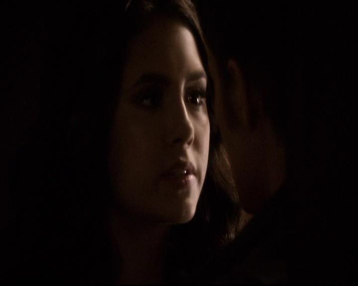 VampireDiariesWorld-dot-org_2x22AsILayDying0724.jpg