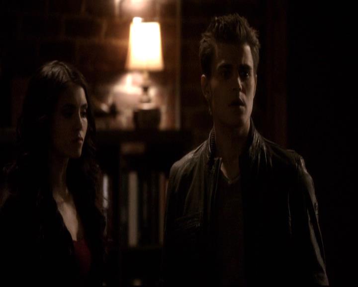 VampireDiariesWorld-dot-org_2x22AsILayDying0733.jpg