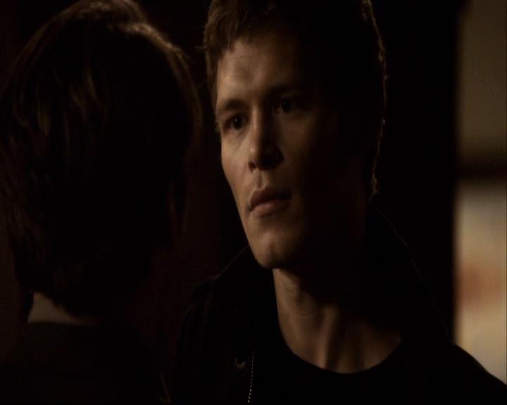 VampireDiariesWorld-dot-org_2x22AsILayDying0758.jpg