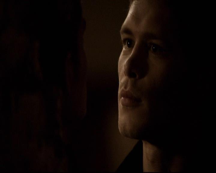 VampireDiariesWorld-dot-org_2x22AsILayDying0779.jpg